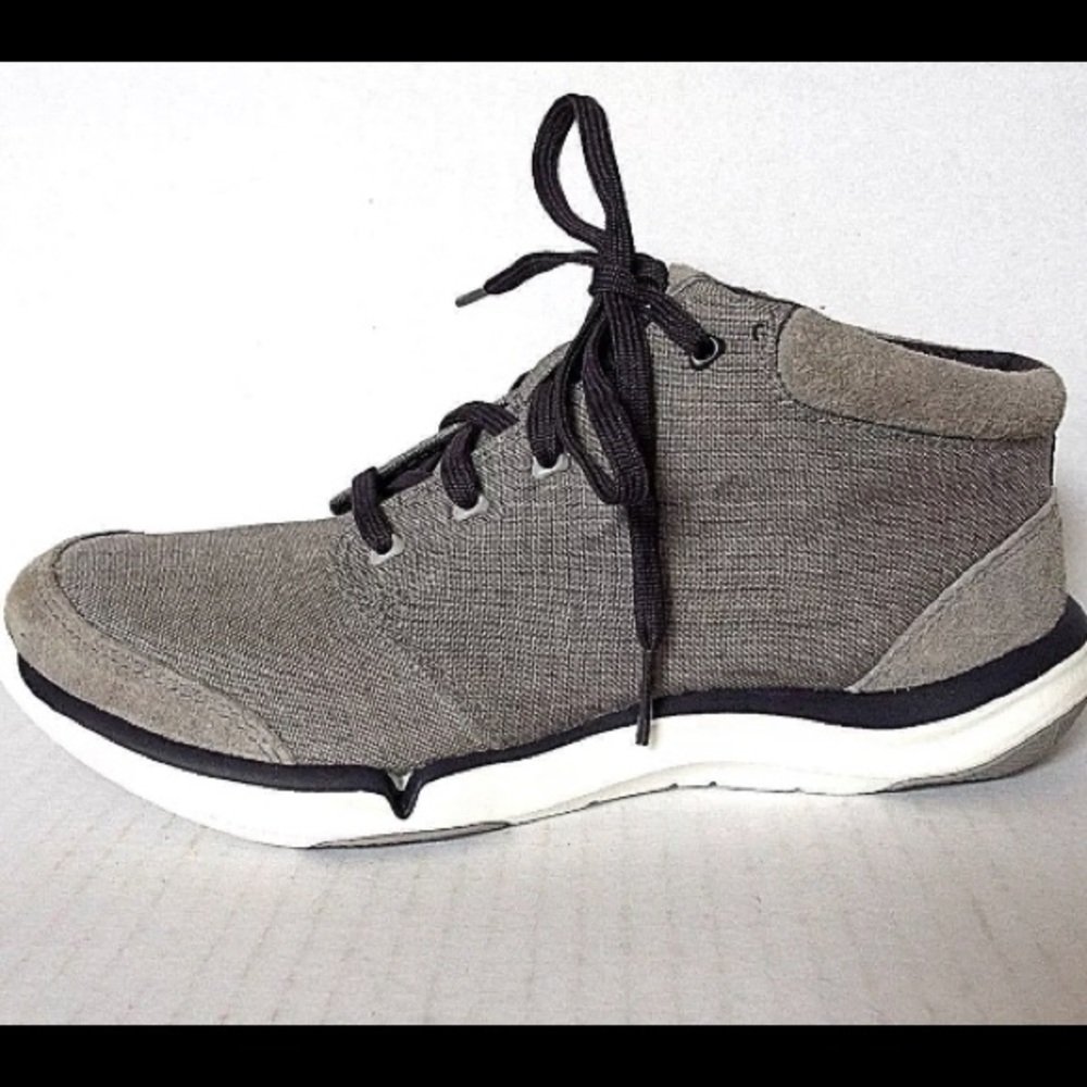 TEVA WANDER CHUKKA Canvas Mid top Sneaker Sz 6 NEW